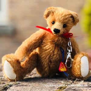 CLEVER TEDDY TOMKE / MOHAIR QUALITY BEAR (KEY RING /COIN CASE)