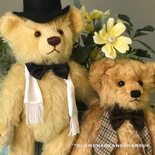 Load image into Gallery viewer, TEDDY IRVING / DEAN&#39;S MOHAIR LIMITED BEAR