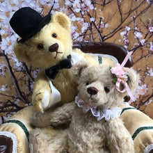 Load image into Gallery viewer, ONLY 1 LEFT! TEDDY SALLY-ANNE / DEAN&#39;S MOHAIR LIMITED BEAR